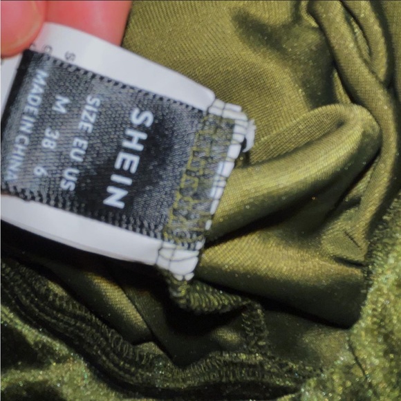 Shein Dark Green Velvet Flared Elastic Pants 🌿🪲 - Picture 4 of 4